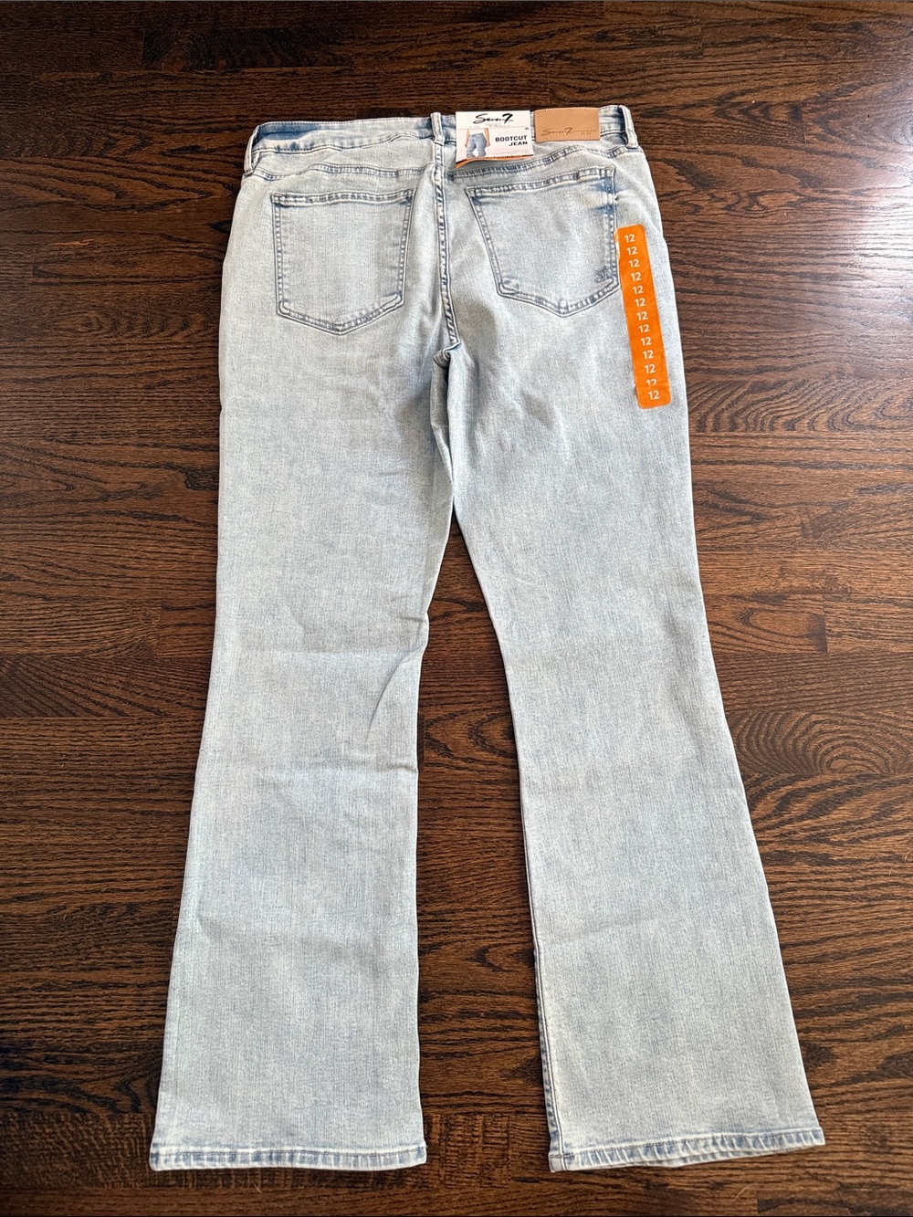 Woman’s 12 bootcut Jean Seven7 Light Wash Bootcut Jeans - Women's - Picture 3 of 4